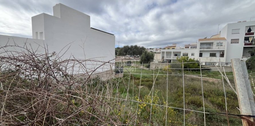 Tomt i El Migjorn Gran, Menorca, Spanien 166 kvm. Nr. 183214