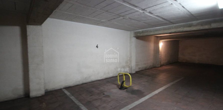 Garage a Mahon, Menorca, Spagna 8 mq. N° 183220