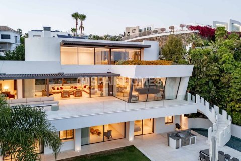 Willa w Benahavis, Malaga, Hiszpania 6 sypialni, 737 mkw. nr 155333 – zdjęcie 5