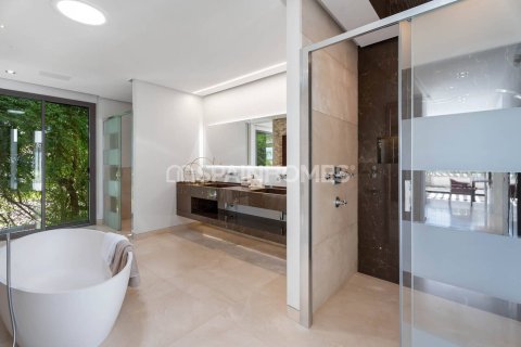 Willa w Benahavis, Malaga, Hiszpania 6 sypialni, 737 mkw. nr 155333 – zdjęcie 30