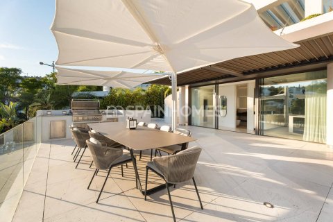 Willa w Benahavis, Malaga, Hiszpania 5 sypialni, 546 mkw. nr 155334 – zdjęcie 13