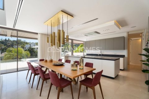 Willa w Benahavis, Malaga, Hiszpania 5 sypialni, 546 mkw. nr 155334 – zdjęcie 18