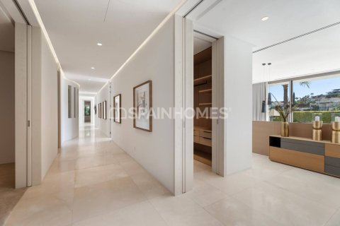 Willa w Benahavis, Malaga, Hiszpania 5 sypialni, 546 mkw. nr 155334 – zdjęcie 30