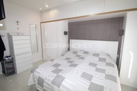 Apartamento en venta en Orihuela, Alicante, España 3 dormitorios, 82 m2 No. 155332 - foto 25