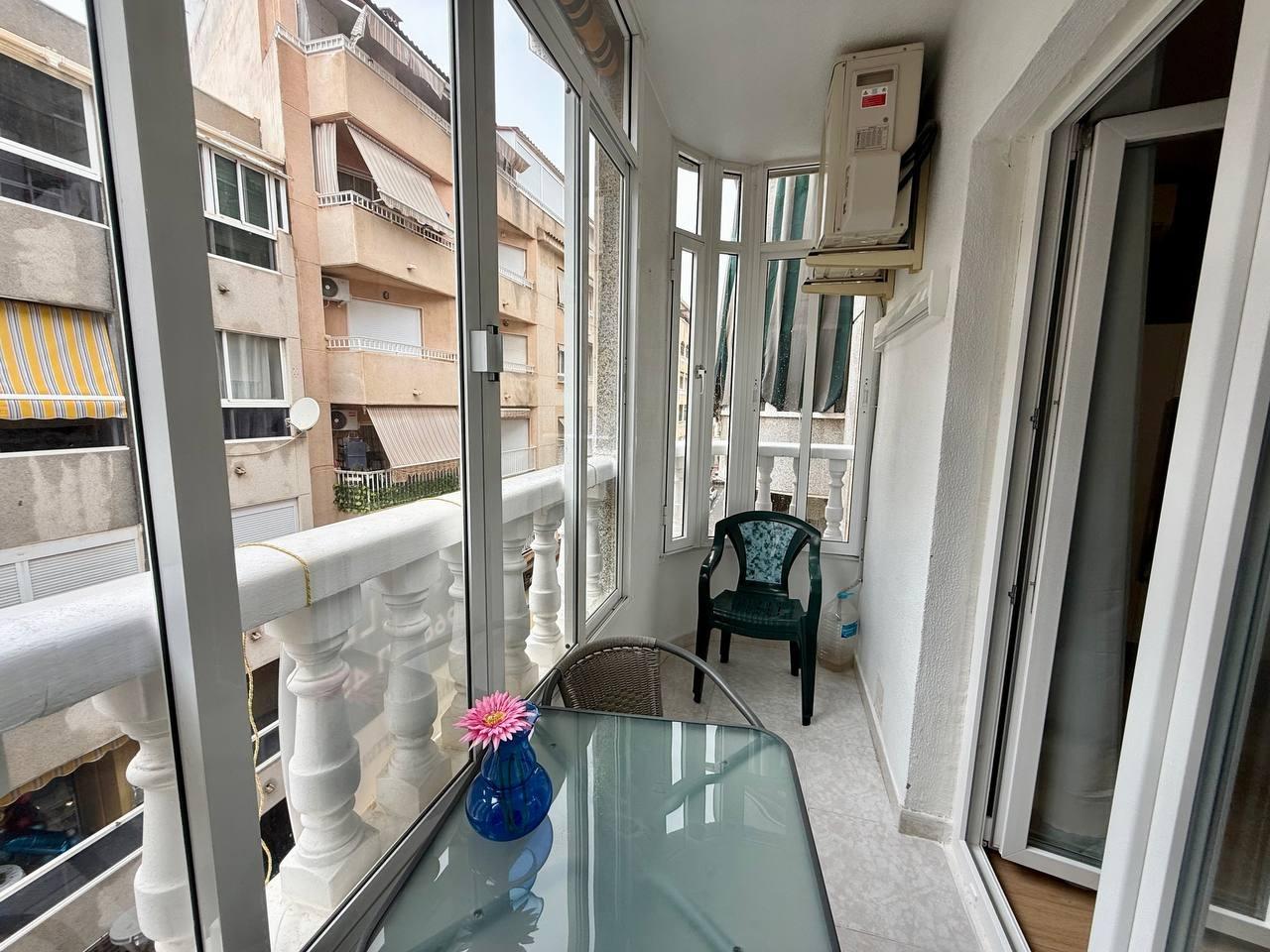 Huoneisto Torrevieja, Alicante, Espanja 1 makuuhuone, 54 m2 No. 182952