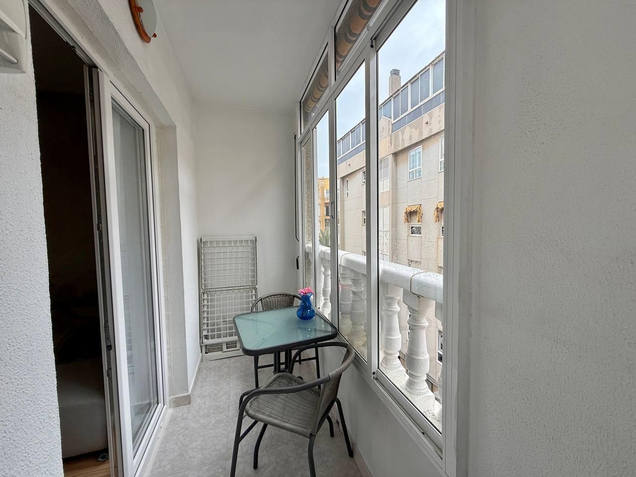 Huoneisto Torrevieja, Alicante, Espanja 1 makuuhuone, 54 m2 No. 182952