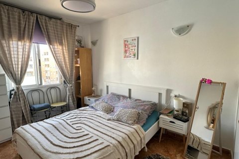 Apartment for sale in Torrevieja, Alicante, Spain 1 bedroom, 48 sq.m. No. 182951 - photo 22