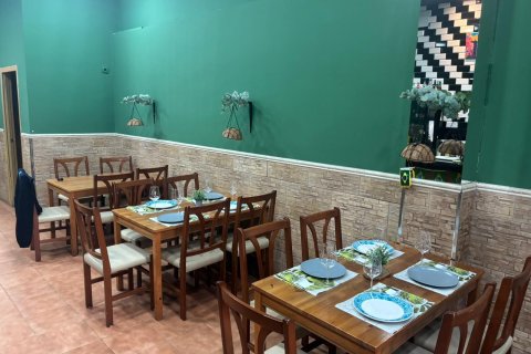 Liikekiinteistö myytävänä Alicante, Espanja , 140 m2 No. 182947 - kuva 3
