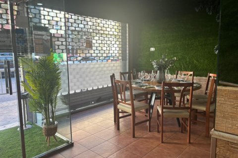 Liikekiinteistö myytävänä Alicante, Espanja , 140 m2 No. 182947 - kuva 7