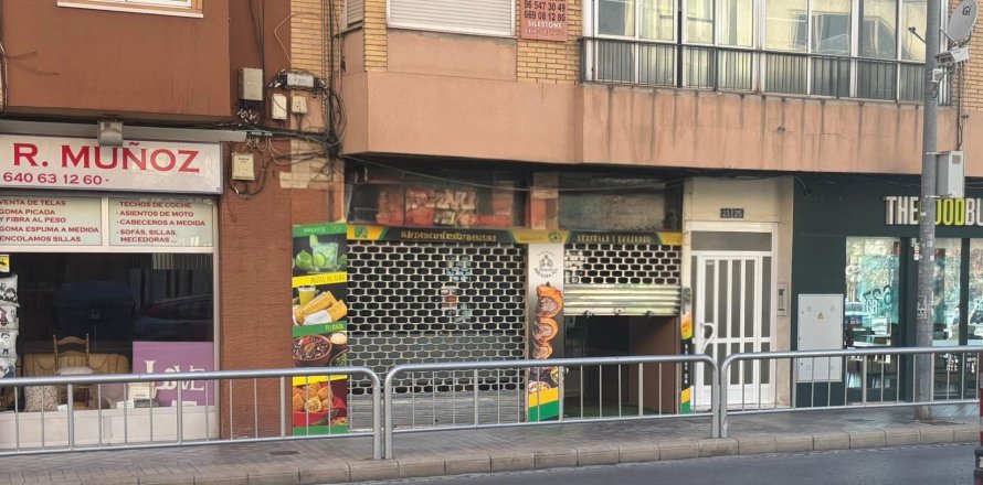 Liikekiinteistö Alicante, Espanja 140 m2 No. 182947