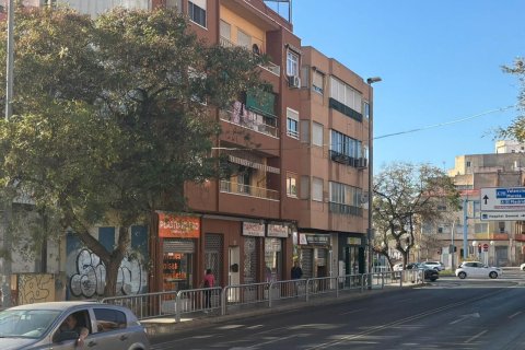 Liikekiinteistö myytävänä Alicante, Espanja , 140 m2 No. 182947 - kuva 9