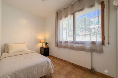 Talo myytävänä Campins, Barcelona, Espanja, 5 makuuhuonetta, 179 m2 No. 191086 - kuva 15