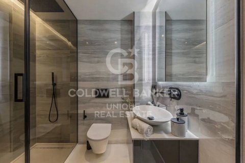 Apartment for sale in Madrid, Spain 3 bedrooms, 235 sq.m. No. 157337 - photo 20