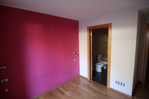 Apartment à vendre à Principado De Andorra (Ninguna Poblacion Tiene C.P.), Lleida, Espagne, 3 chambres, 92 m2 No. 157335 - photo 7