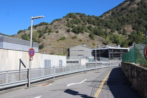 Apartment à vendre à Principado De Andorra (Ninguna Poblacion Tiene C.P.), Lleida, Espagne, 3 chambres, 92 m2 No. 157335 - photo 11