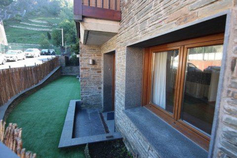 Apartment à vendre à Principado De Andorra (Ninguna Poblacion Tiene C.P.), Lleida, Espagne, 3 chambres, 92 m2 No. 157335 - photo 4
