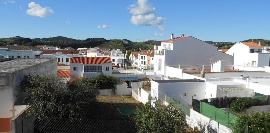 Lägenhet i Es Mercadal, Menorca, Spanien 3 sovrum, 86 kvm. Nr. 178275
