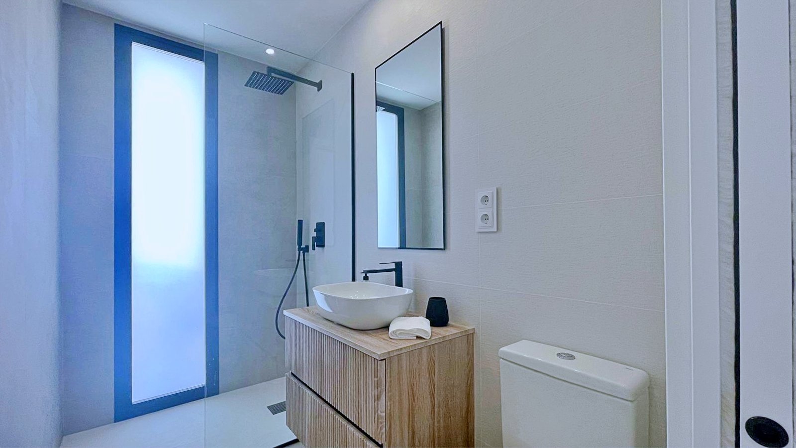 Townhouse à Dolores, Alicante, Espagne 3 chambres, 143 m2 No. 178274