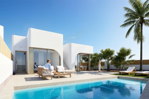 Villa till salu i Los Alcazares, Murcia, Spanien 3 sovrum, 224 kvm. Nr. 141562 - foto 16