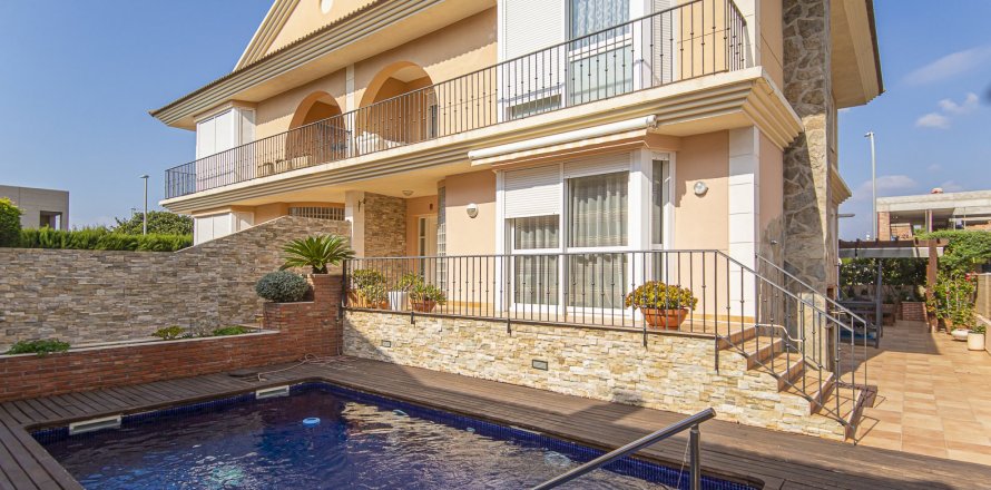 Таунхаус Салоу, Таррагона, Испания 4 спальни, 240м2 №95895