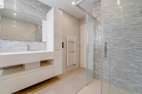 Villa à vendre à Calpe, Alicante, Espagne, 5 chambres, 356 m2 No. 165219 - photo 16