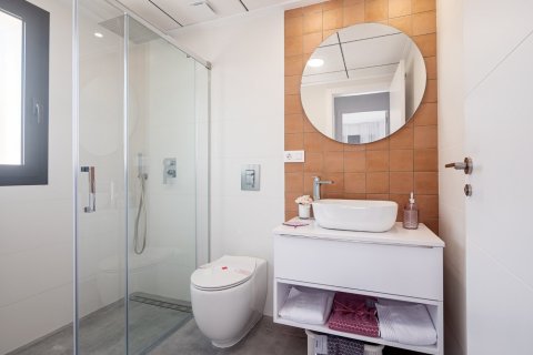 House à vendre à Torrevieja, Alicante, Espagne, 2 chambres, 79 m2 No. 165217 - photo 11