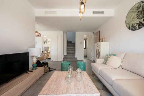 House à vendre à Torrevieja, Alicante, Espagne, 2 chambres, 79 m2 No. 165217 - photo 5