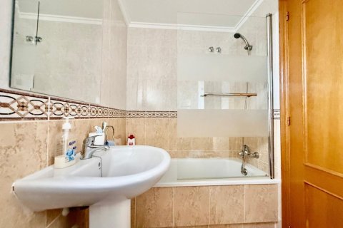 Dzīvoklis pārdošanā Villajoyosa, Alicante, Spānijā 2 istabas, 85 m2 Nr. 179705 - attēls 22