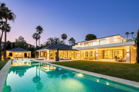 Villa zum Verkauf Marbella, Malaga, Spanien 7 Schlafzimmer, 1636 m2 Nr. 134562 - Foto 7