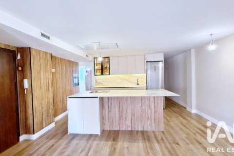 Ático en venta en Elche, Alicante, España 4 dormitorios, 169 m2 No. 187968 - foto 2
