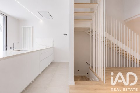 Townhouse zum Verkauf in Sabadell, Barcelona, Spanien 4 Schlafzimmer, 221.84 m2 Nr. 187971 - Foto 12