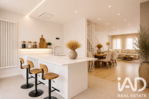 Townhouse zum Verkauf in Sabadell, Barcelona, Spanien 4 Schlafzimmer, 221.84 m2 Nr. 187971 - Foto 10
