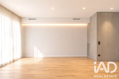 Townhouse zum Verkauf in Sabadell, Barcelona, Spanien 4 Schlafzimmer, 221.84 m2 Nr. 187971 - Foto 7