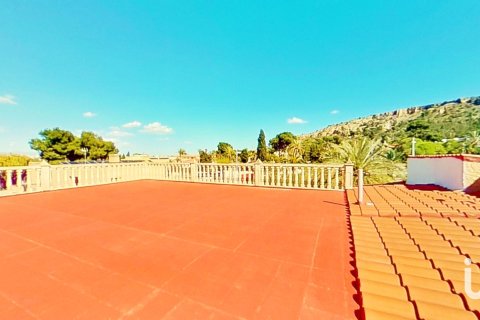 Casa a Alicante, Spagna 4 camere da letto, 1150 mq. N° 153484