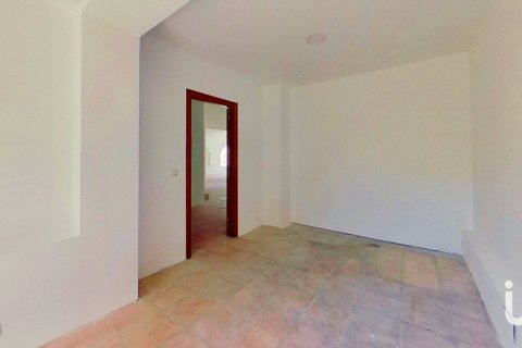 Hus till salu i Alicante, Spanien 4 sovrum, 1150 kvm. Nr. 153484 - foto 11