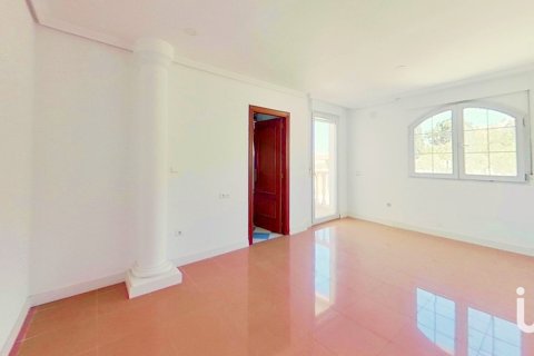 Hus till salu i Alicante, Spanien 4 sovrum, 1150 kvm. Nr. 153484 - foto 20