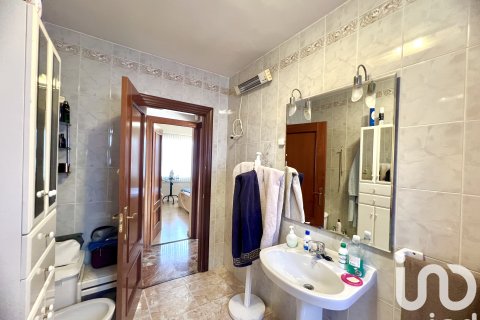 Lägenhet till salu i La Nucia, Alicante, Spanien 3 sovrum, 125 kvm. Nr. 153490 - foto 30