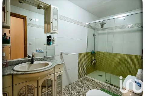 Kaupunkipientalo myytävänä Aguilas, Murcia, Espanja, 4 makuuhuonetta, 185.3 m2 No. 153487 - kuva 17