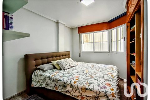 Kaupunkipientalo myytävänä Aguilas, Murcia, Espanja, 4 makuuhuonetta, 185.3 m2 No. 153487 - kuva 10