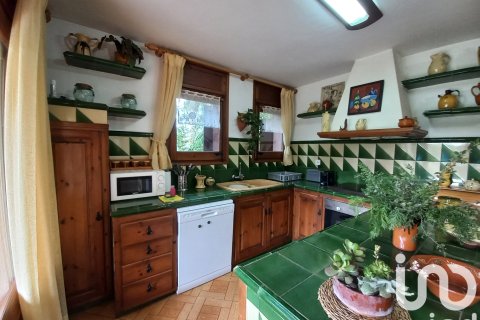 Продажа дома в Таррагона, Испания 3 спальни, 138м2 №153488 - фото 27