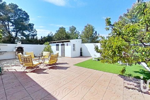 Hus till salu i Mont-roig del Camp, Tarragona, Spanien 3 sovrum, 162 kvm. Nr. 153489 - foto 6