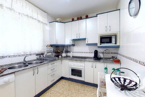 Hus till salu i Mont-roig del Camp, Tarragona, Spanien 3 sovrum, 162 kvm. Nr. 153489 - foto 23