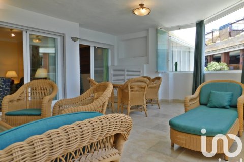 Apartment à vendre à Marbella, Malaga, Espagne, 2 chambres, 195 m2 No. 153485 - photo 13