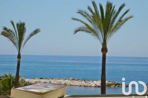 Apartment à vendre à Marbella, Malaga, Espagne, 2 chambres, 195 m2 No. 153485 - photo 2