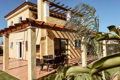 Villa for sale La Algarrobina, Almeria, Spain 4 bedrooms, 135 sq.m. No. 133736 - photo 1