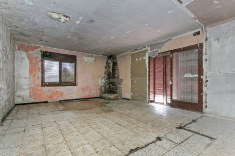 House for sale in Mediona, Barcelona, Spain 2 bedrooms, 80 sq.m. No. 195289 - photo 4