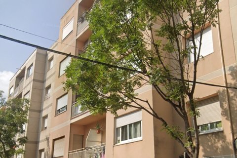 Apartment for sale in Terrassa, Barcelona, Spain 3 bedrooms, 66 sq.m. No. 195288 - photo 2