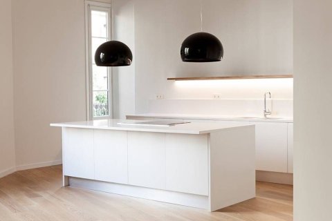 Продажа квартиры в Барселона, Испания 2 спальни, 110м2 №161321 - фото 5