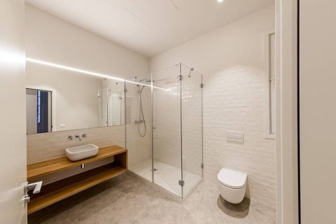 Продажа квартиры в Барселона, Испания 2 спальни, 110м2 №161321 - фото 15