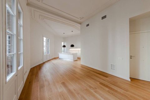 Квартира в Барселона, Испания 2 спальни, 110м2 №161321